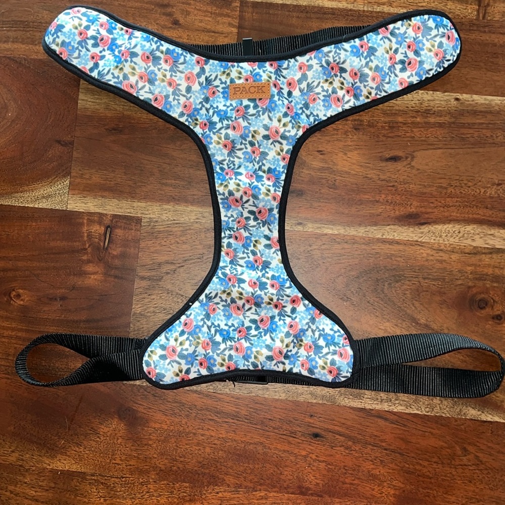 Reversable Floral Harness